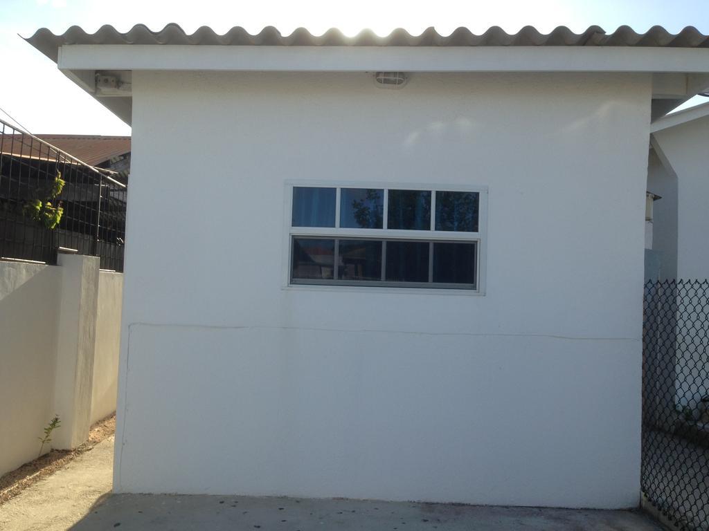 Studio Nene Willemstad Luaran gambar