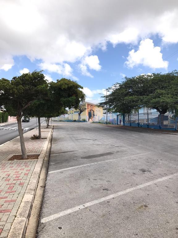 Studio Nene Willemstad Luaran gambar